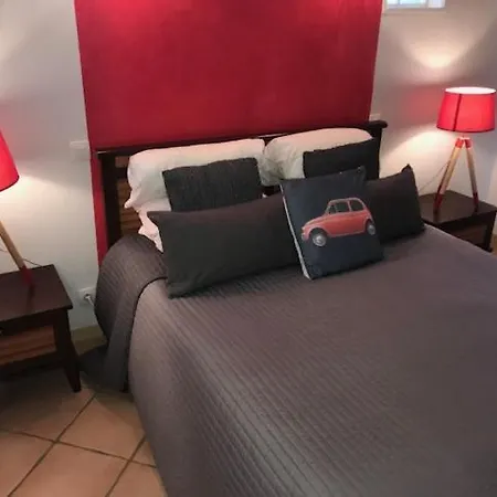 בית נופש Gites Toulouse 31 *